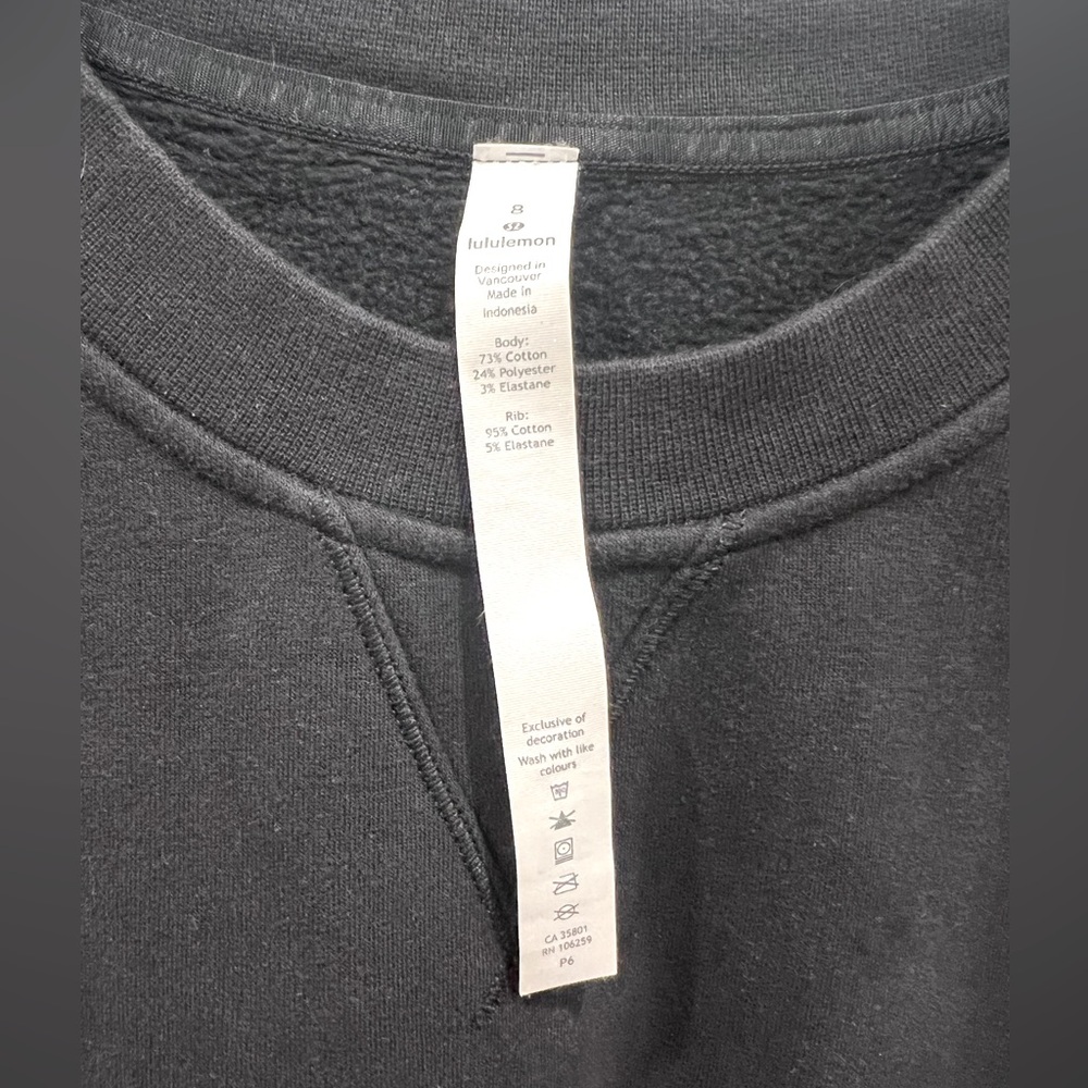 Lululemon Black crew neck, size 8 GUC - Picture 2 of 4